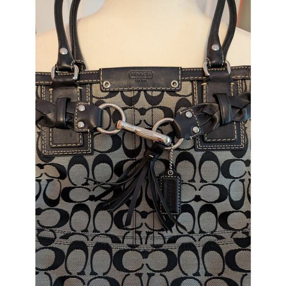 Coach Hampton Gray Canvas Tote Bag Authentic - Picture 3 of 10